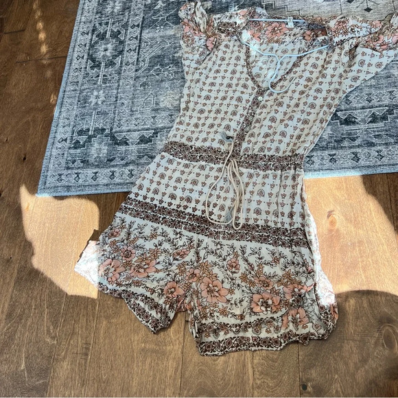 Spell & the Gypsy desert rose play suit size 8AUS - Picture 7 of 8